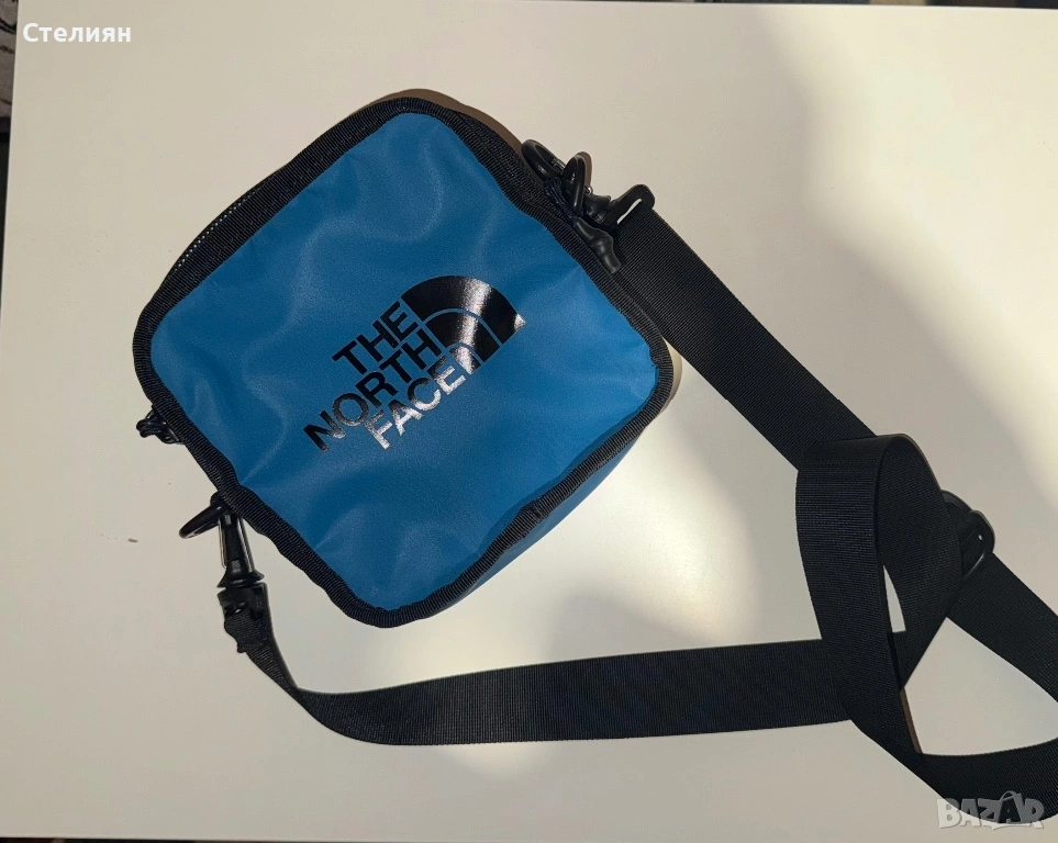 Здравейте, продавам чантичка на THE NORTH FACE, снимка 1