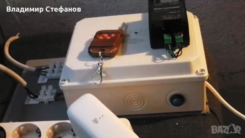 Комбиниран модул за управление на врати, щори, гаражни врати или бариери с двигател , снимка 1