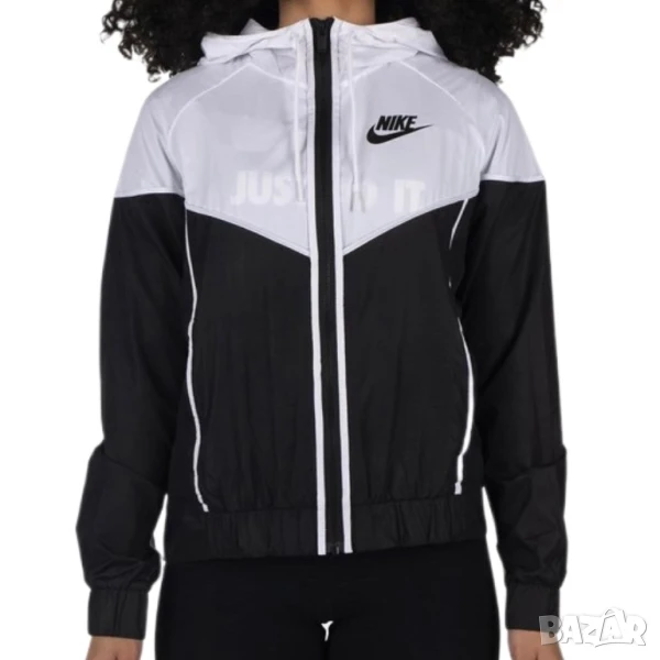 Дамска ветровка Nike Sportswear Windrunner | L размер, снимка 1