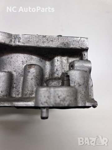 Корпус колянов вал за Опел Вива KARL 1.0 бензин 75 коня код B10XE 55594920 2017, снимка 5 - Части - 39267572