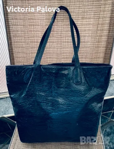 Чанта шопър GUESS оригинал, снимка 5 - Чанти - 49729419