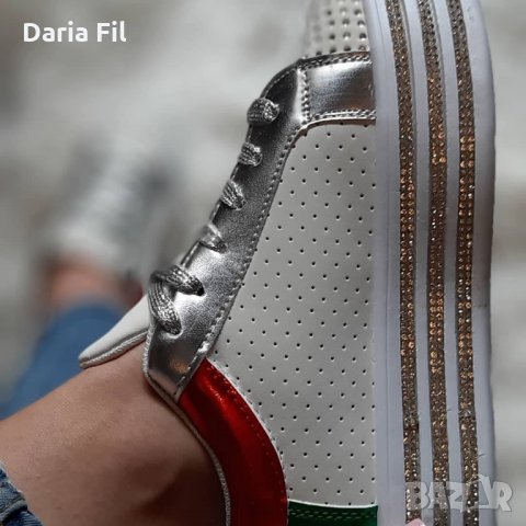 Спортни обувки на висока подметка с камъчета в бяло, снимка 2 - Маратонки - 26659050
