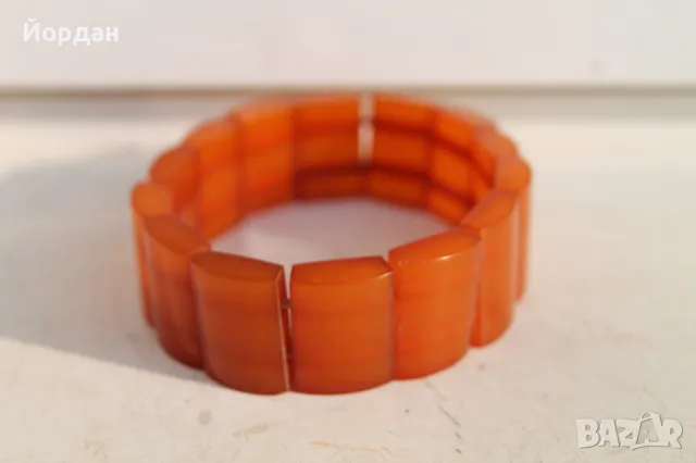 Гривна с балтииски келхибар