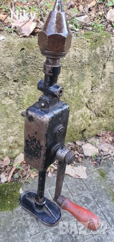 Ръчна дрелка 