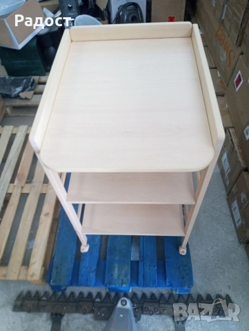 Помощна маса на колела, снимка 2 - Маси - 51873615