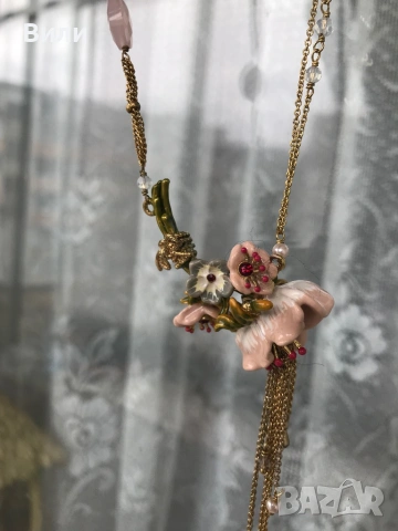 Les Nereides колие с цветя