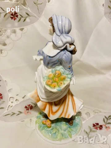 порцеланова статуетка , снимка 4 - Статуетки - 48229611