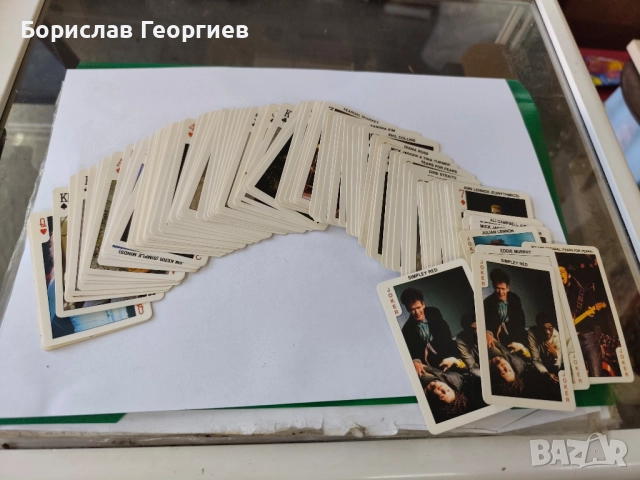 Лот 91 броя карти от дъвки dandy rock n bubble