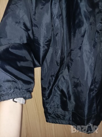 Яке с качулка, снимка 4 - Якета - 39226087