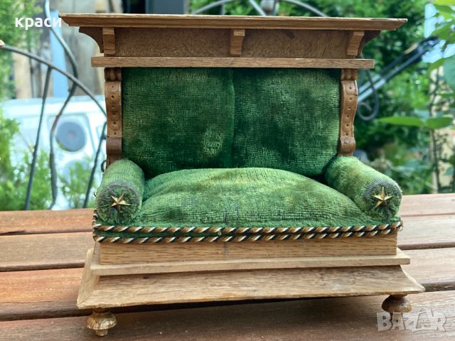 Античен немски диван за куклена къща 1890 - 1900 г, снимка 1 - Колекции - 42938699