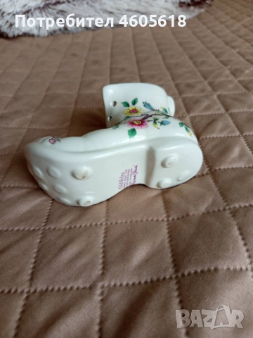 Порцеланова фигурка ботушче Old Foley , снимка 5 - Колекции - 51896219