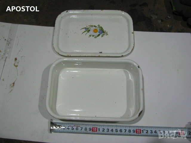 Стара емайлирана кутия за храна, снимка 2 - Кутии за храна - 53113246