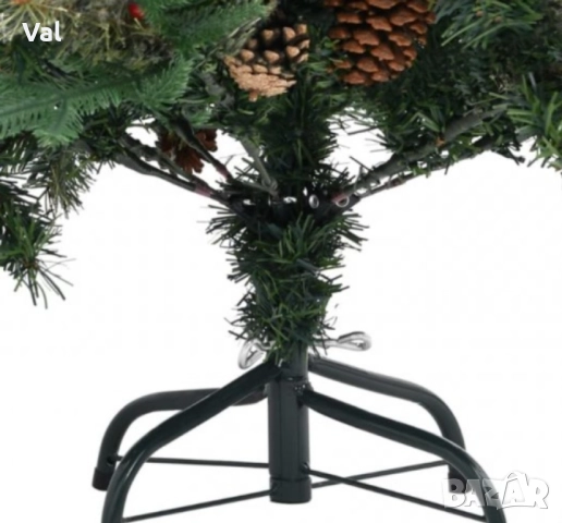 Изкуствена елха Luxury Diamond с червен глог и шишарки