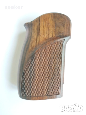 Орехова ръкохватка (чирен) за пистолет Байкал МР-654 К