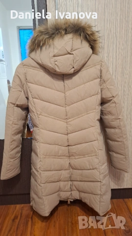 Чисто ново,дебело,топло,дамско,зимно яке + подарък: пролетно-есенно яке и шал,общо за: 65€, снимка 6 - Якета - 53208895