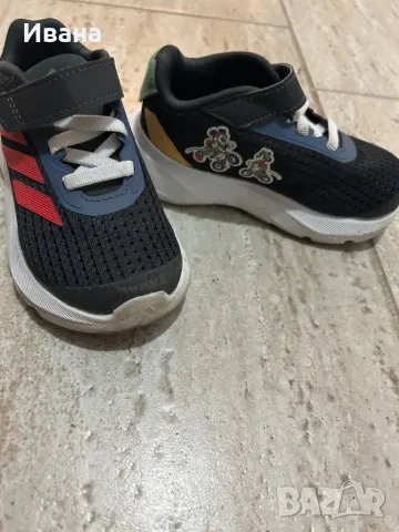 Детски маратонки Adidas, снимка 2 - Детски маратонки - 50174835