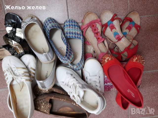 Дамски обувки и сандали, снимка 1 - Дамски ежедневни обувки - 32373845