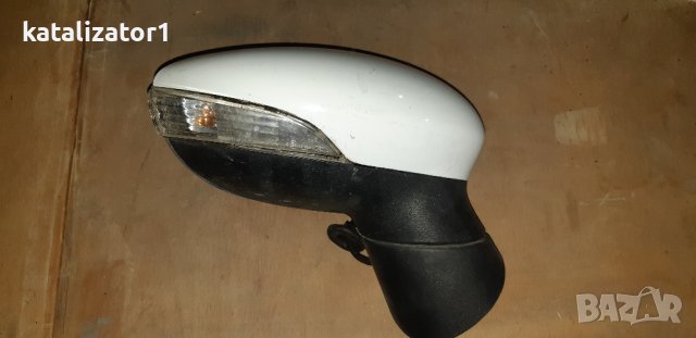 Аербеци за волан и дясно огледало за Форд Фокус, снимка 4 - Части - 38843475