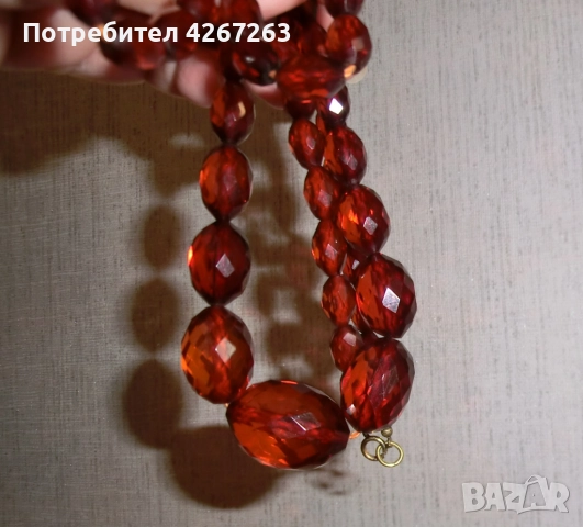 Старинна кехлибарена огърлица от фасетирани бакелитени мъниста черешов кехлибар, снимка 6 - Антикварни и старинни предмети - 52293850