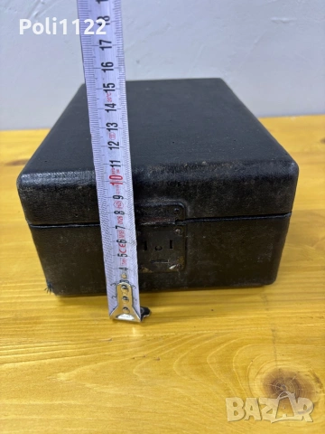 Миниатурен работещ съветски патефон „Артель Граммофон“ – Ленинград (40–50-те г.), снимка 10 - Антикварни и старинни предмети - 53415855