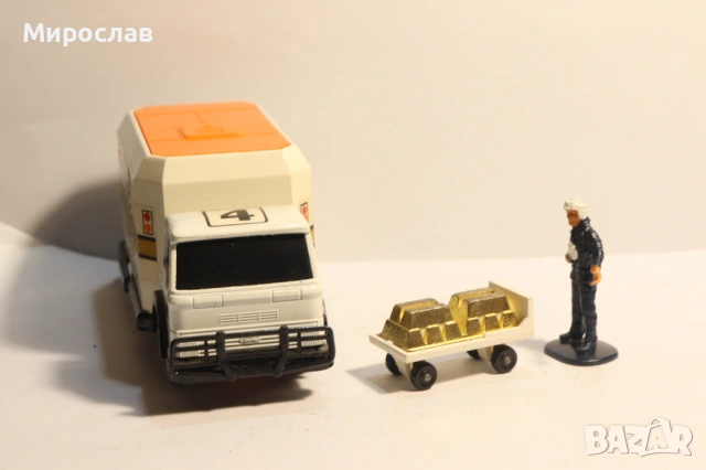 МАТCHBOX ИНКАСО МОДЕЛ КОЛИЧКА КАМИОН, снимка 3 - Колекции - 53537314
