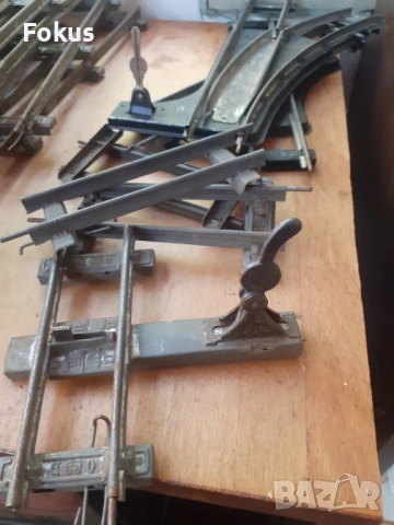 Лот части влакче конструктор метални релси писта- стара игра, снимка 6 - Антикварни и старинни предмети - 53274184