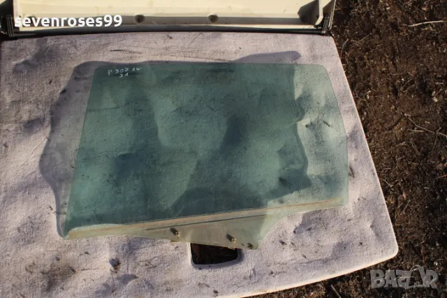 Стъкло задно ляво Пежо 307 2002 СВ Peugeot 307sw, снимка 2 - Части - 48580232