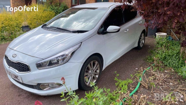 Kia Ceed 1.6 CRDI 110 к.с. 2013г. на ЧАСТИ, снимка 2 - Автомобили и джипове - 51576847