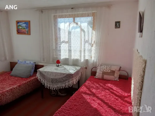 Продава къща в Родопите , снимка 4 - Къщи - 48047440