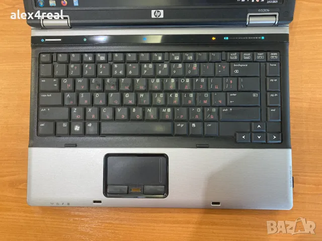 Продавам почти перфектен малък лаптоп HP6530b.