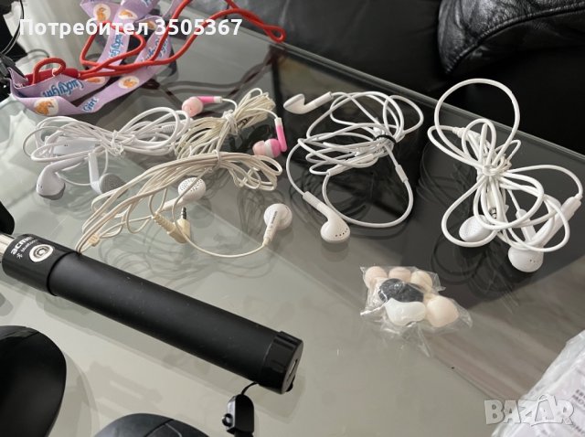 Стойка за таблет/книга, PC камера, слушалки и много др., снимка 5 - Слушалки и портативни колонки - 43390212