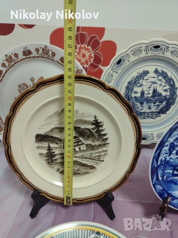 Порцеланови/Керамични чинии за стена , снимка 16 - Чинии - 53479932