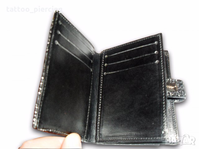 Дамско портмоне с орнаменти малко и удобно за носене, снимка 3 - Портфейли, портмонета - 10569828