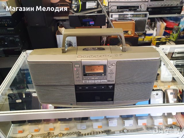 Радио SONY ZS-D50 Работи само на рабио. В добро състояние. , снимка 3 - Радиокасетофони, транзистори - 43396618