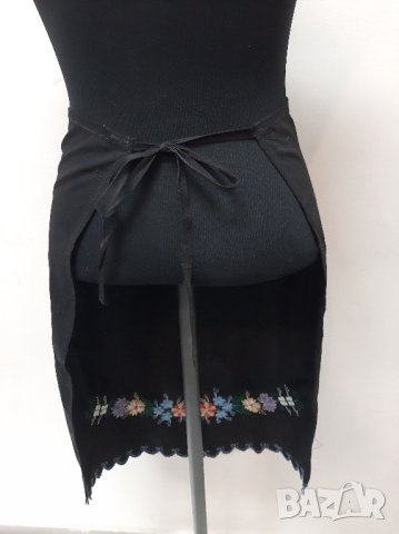 Стара бродирана черна престилка(16.3), снимка 7 - Антикварни и старинни предмети - 43557717