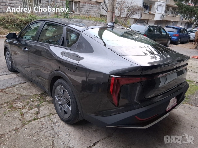 Киа К4 LX 2.0 I DOHC, снимка 7 - Автомобили и джипове - 52823838