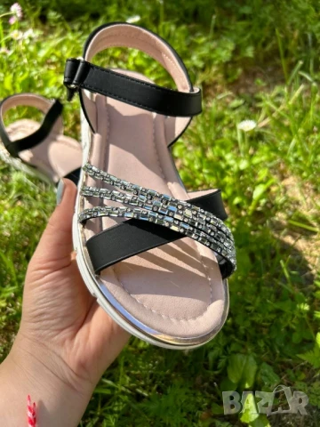 детски сандали , снимка 2 - Детски сандали и чехли - 51314956
