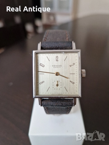 Рядък антикварен колекционерски немски ръчен часовник Nomos- Glashutte , снимка 2 - Мъжки - 51617241