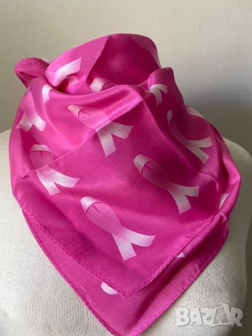 Малък копринен шал в цикламено розово, снимка 4 - Шалове - 39871543