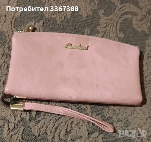 Продавам дамско портмоне, снимка 2 - Портфейли, портмонета - 47489884