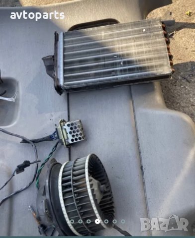 Chrysler voyager 2004година 2.5d мотор реостат клапи и радиатори парно, снимка 4 - Части - 40738312