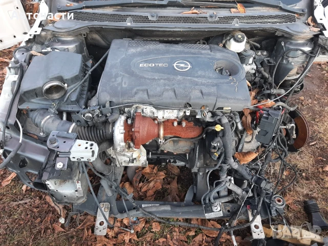 Опел Астра на части Opel Astra J na chasti, снимка 7 - Части - 48427966