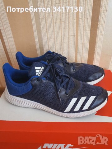 Маратонки Adidas , снимка 1 - Детски маратонки - 38180786