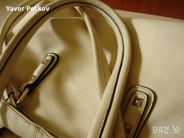 Продавам дамска чанта, снимка 8 - Чанти - 28035910