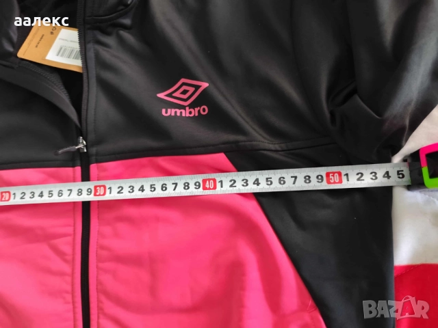 Чисто ново Дамско спортно горнище на марката UMBRO от Германия, снимка 3 - Спортни екипи - 52028477