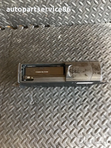 Чейнджър за дискове с кабел за KIA Sorento 2.5 CRDi (2003–2007) CHM604, снимка 3 - Части - 53314052