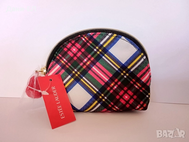 Малък козметичен несесер от Estee Lauder