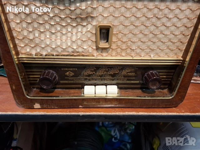 Продава се малко странно дървено радио, снимка 5 - Антикварни и старинни предмети - 53080866