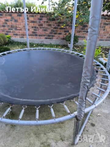 Батут, снимка 2 - Други спортове - 51953462