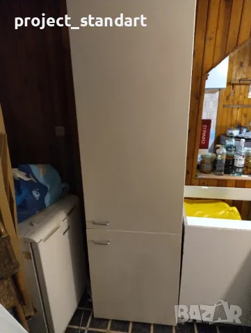 Продавам шкаф с вградени фризер и хладилник SIEMENS